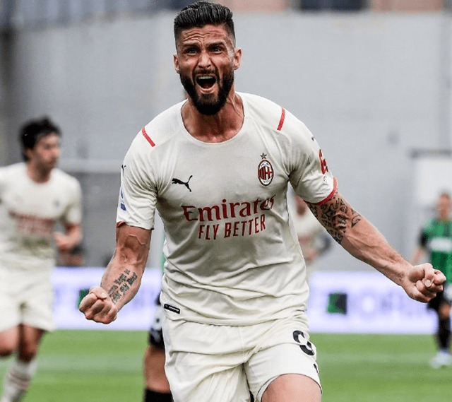 你故意的吧？范戴克防守传中时高举右手导致手球送点