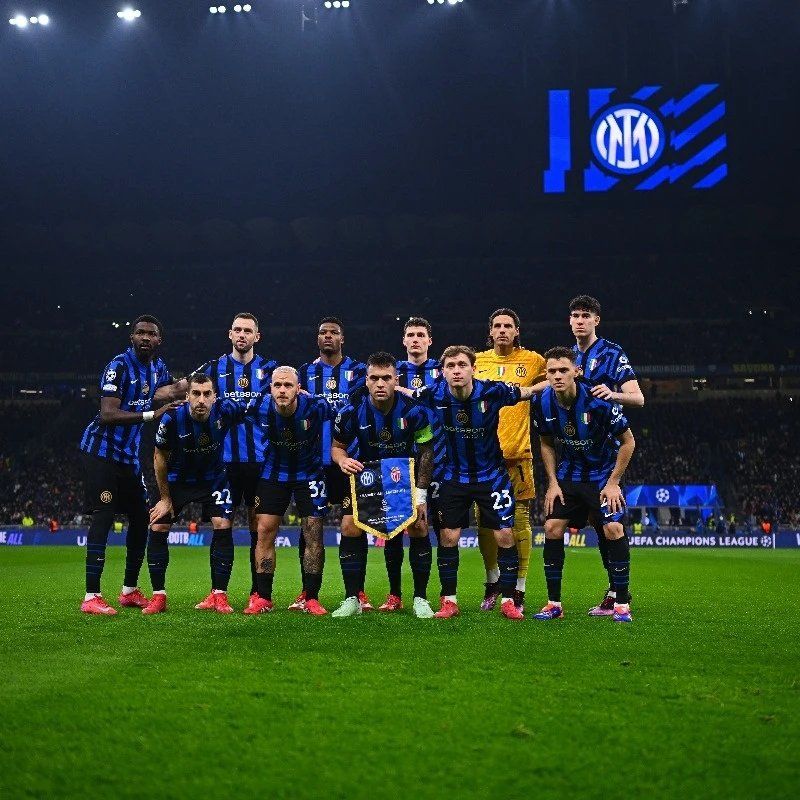 欧文突破防守助攻队友制胜