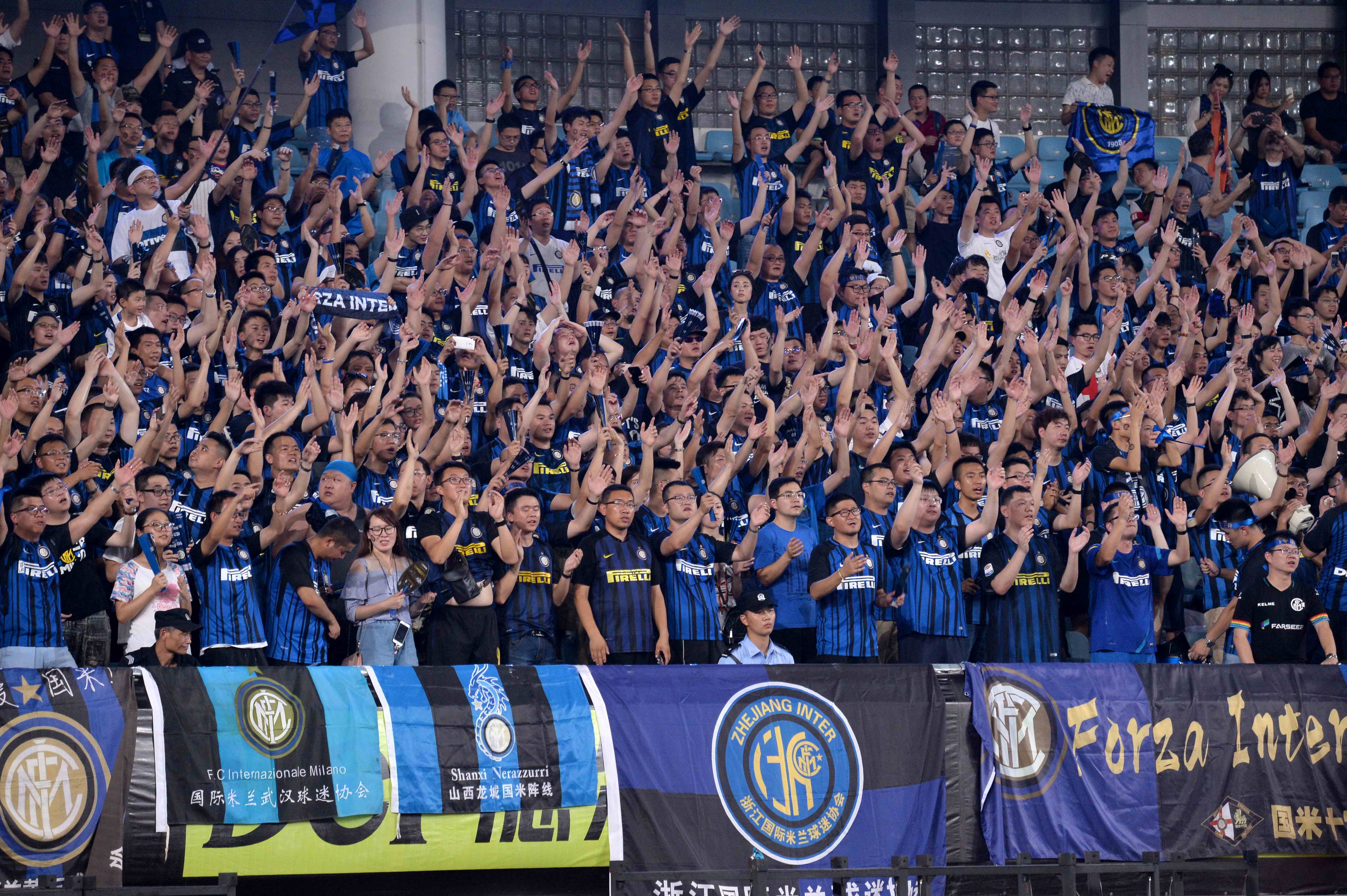 罗马诺：曼联并未与阿德耶米经纪人接触，也没与多特谈判