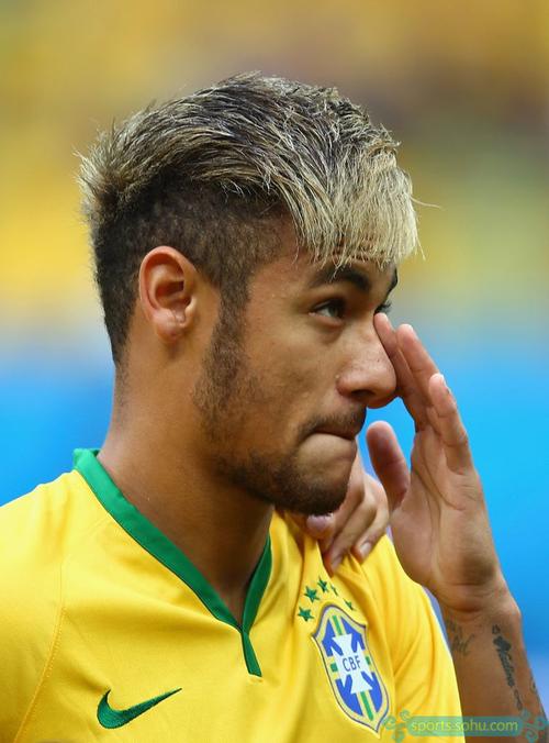 迟来的告别，拜仁在主场为科曼举办告别仪式