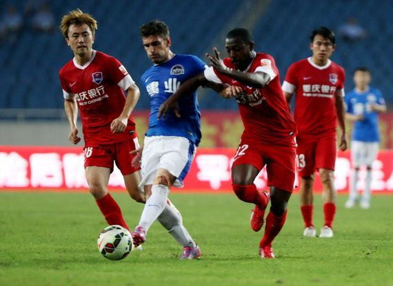 ESPN：奥斯卡曾短暂失去意识，目前正在ICU接受检查