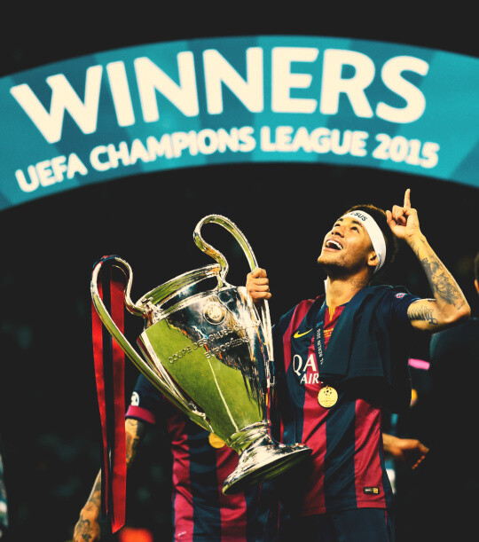 斯洛特：让萨拉赫替补不是容易的决定，但这就是我的选择