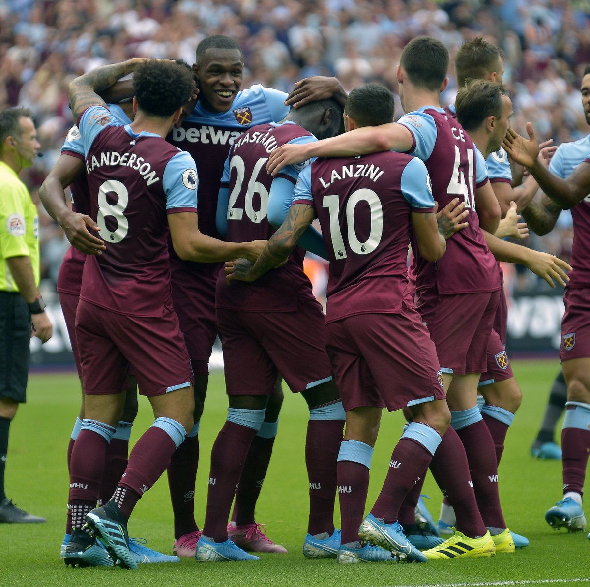 莱比锡官方：韦德拉奥果左膝腘窝处肌腱受伤，将缺阵数周